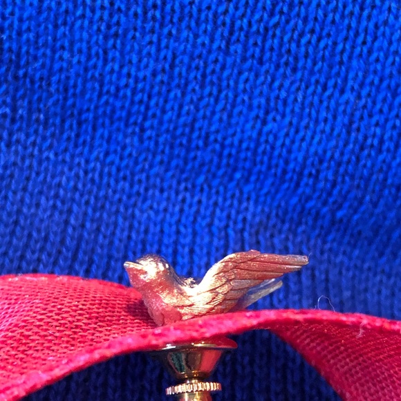 AVON vintage 1976 Gilded Bird Pin - Picture 5 of 11